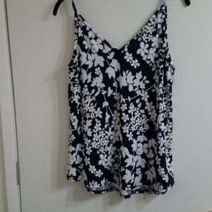 Swingy tank top